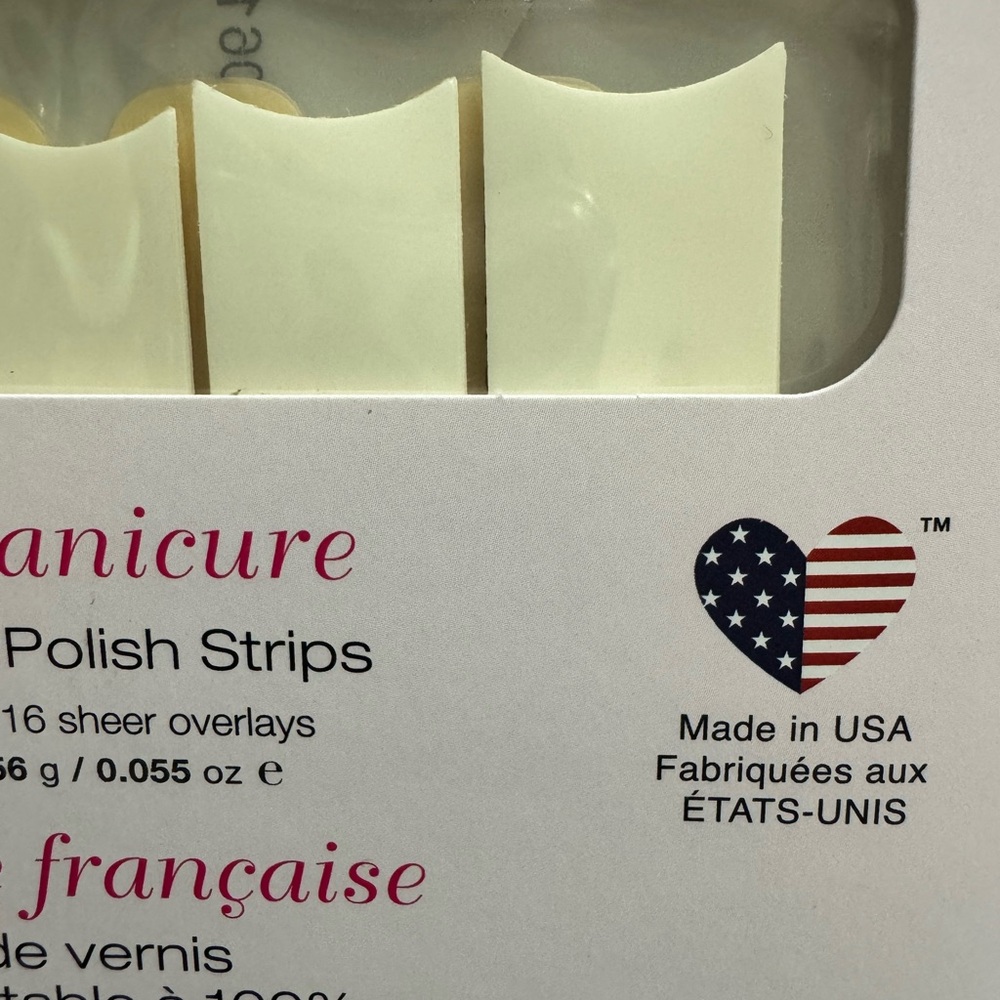 Color Street French manicure. City of Love FTC060